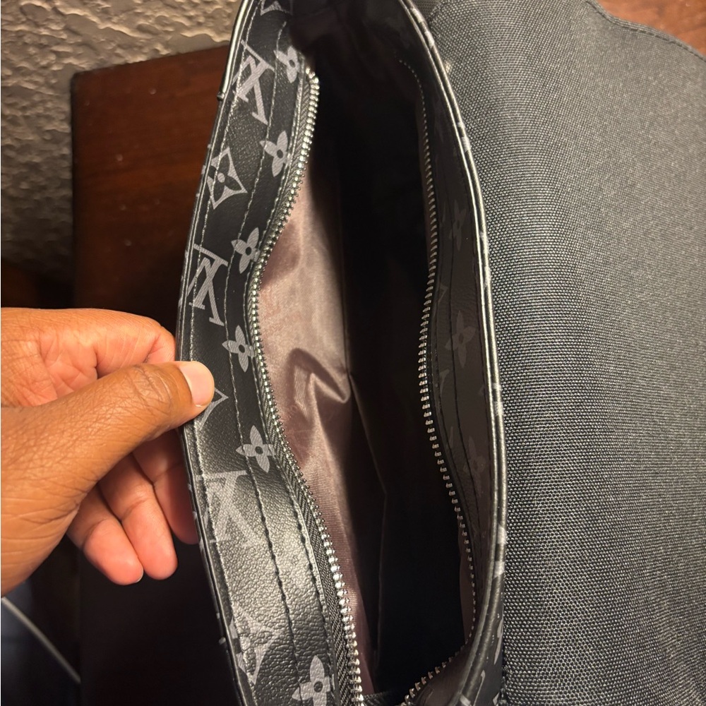 Louis Vuitton Gray Monogram Eclipse Messenger Bag - image 3